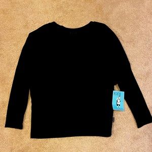 FLEO Long sleeve undefeated top.  New with tags